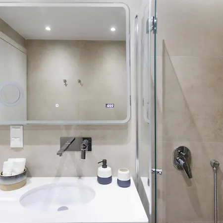 Apartament White Hanioti